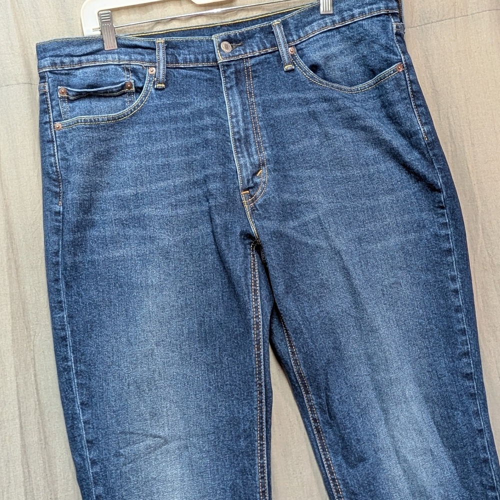 Levis 541 Athletic Taper Blue Denim Jeans Mens 36x32 Medium Wash Stretch